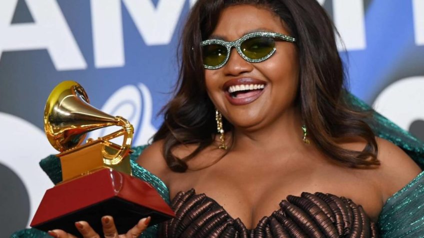 Gaby Amarantos vence Grammy Latino na Espanha: 'Quero dedicar a todas as mulheres negras do Brasil'