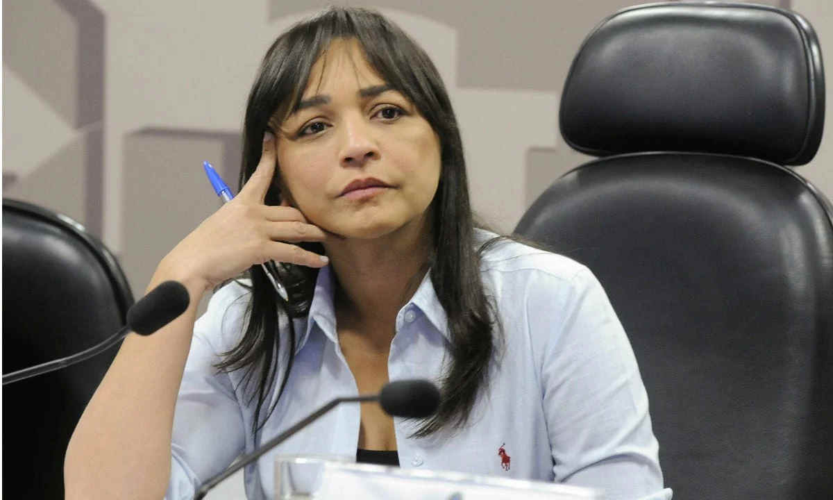 Senadora quer que Senado ouça indígenas sobre troca de ouro por vacina