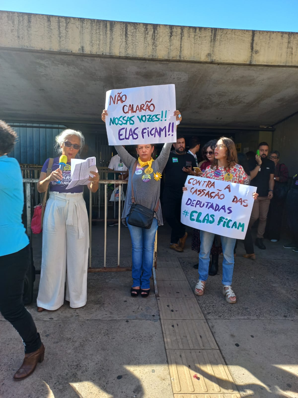 Conselho de Ética arquiva processo protocolado pelo PL contra Sâmia Bomfim