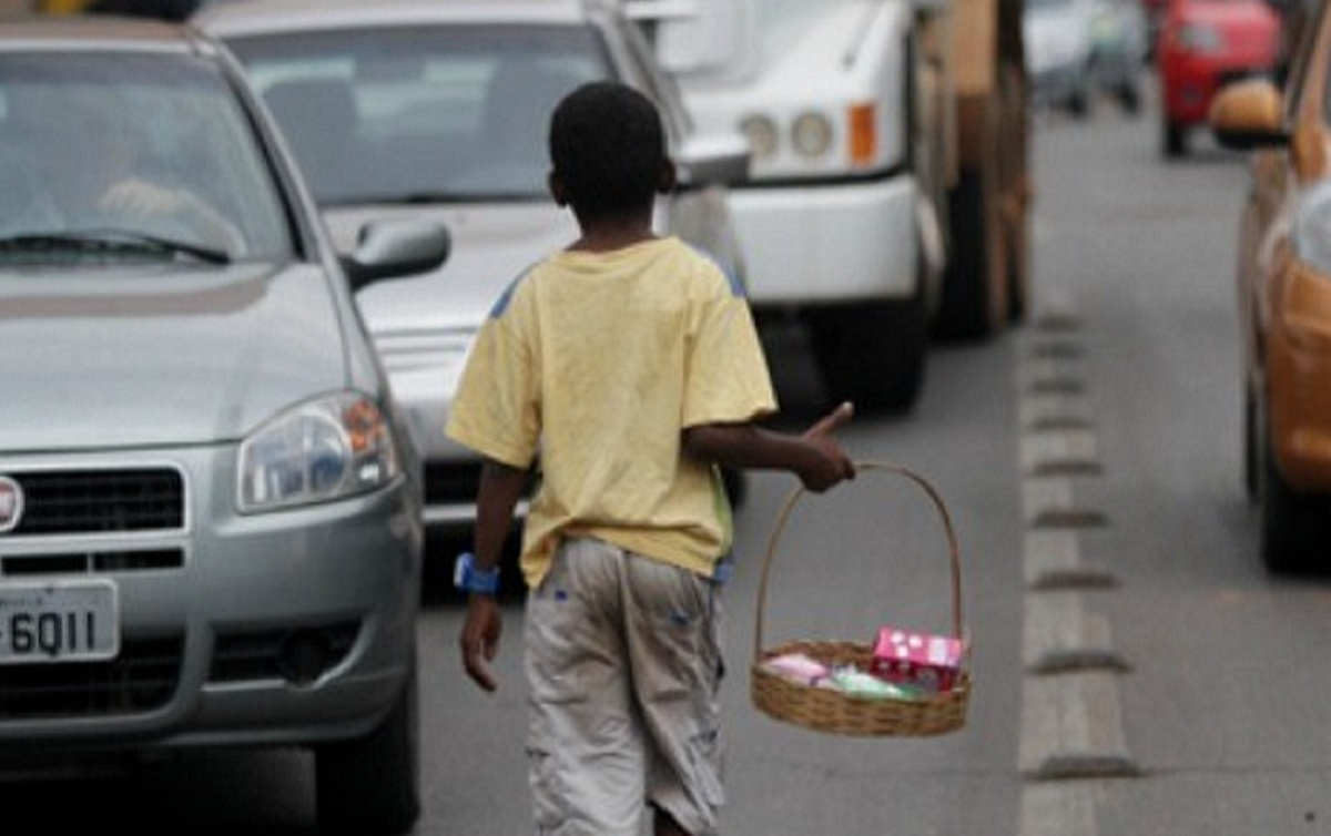 De janeiro a abril, Brasil resgata 702 crianças e adolescentes do trabalho infantil