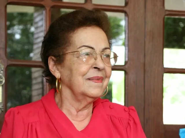 Alexina Crespo