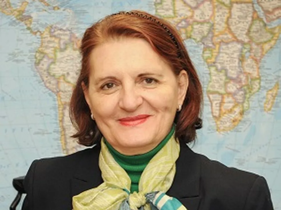 Lourdes Bandeira recebe título de Professora Emérita