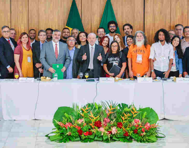 Não se derrota o fascismo do dia para a noite