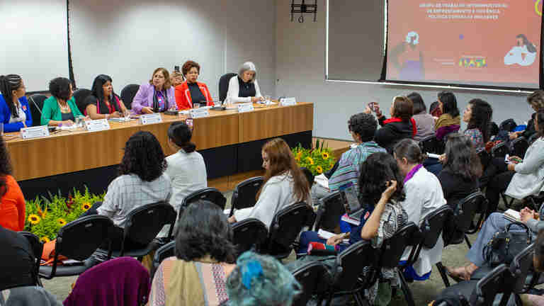 Ministério das Mulheres financia a implantação de lavanderias públicas