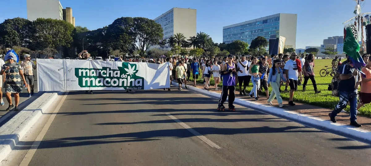 STF julga se porte de drogas para uso deve ser crime nesta 4ª; Marcha da Maconha convoca ato