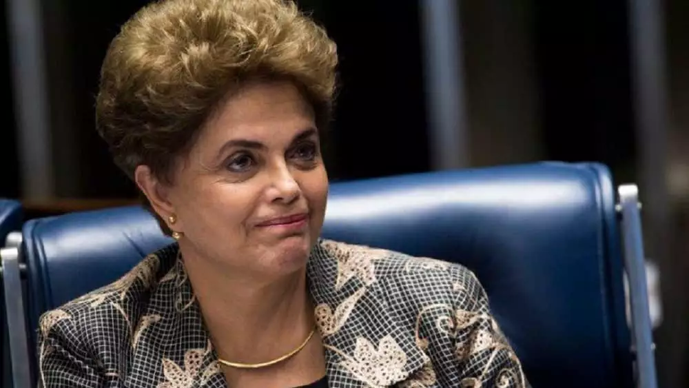 Erundina, Marilena Chauí e mais de 2000 mulheres assinam manifesto pró-Dilma: foi golpe