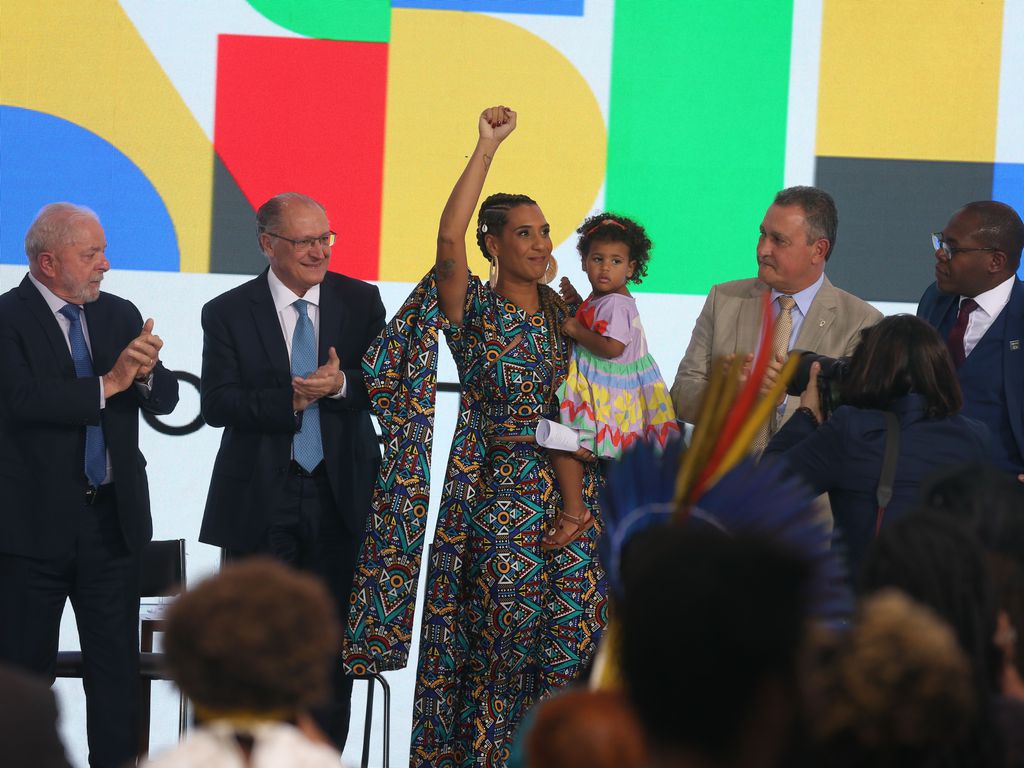 Governo Lula celebra 20 anos de políticas públicas de combate ao racismo e lança novas medidas